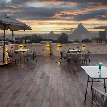 Pyramids Vista Inn Kafrat al Jabal Exterior photo