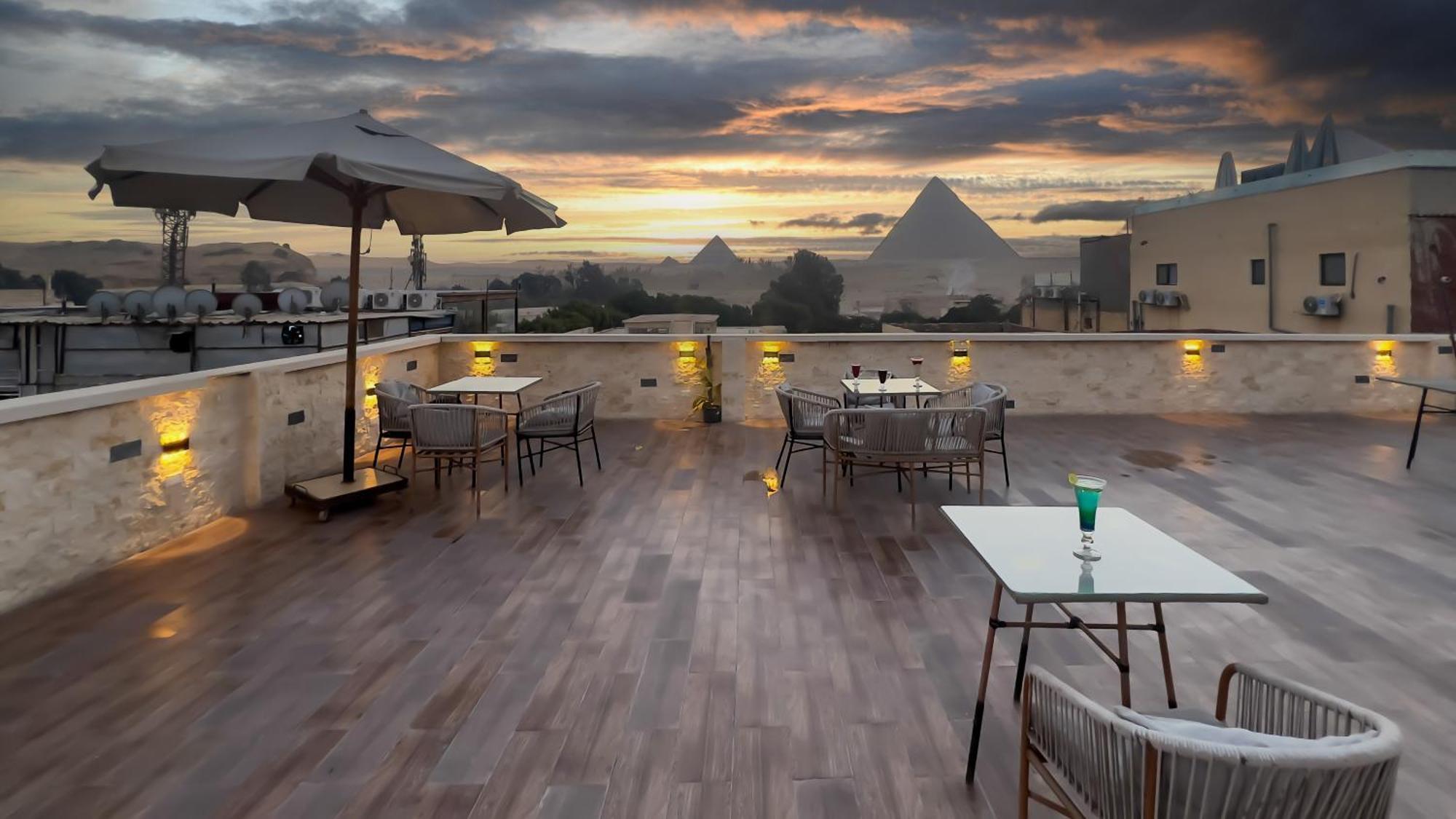 Pyramids Vista Inn Kafrat al Jabal Exterior photo