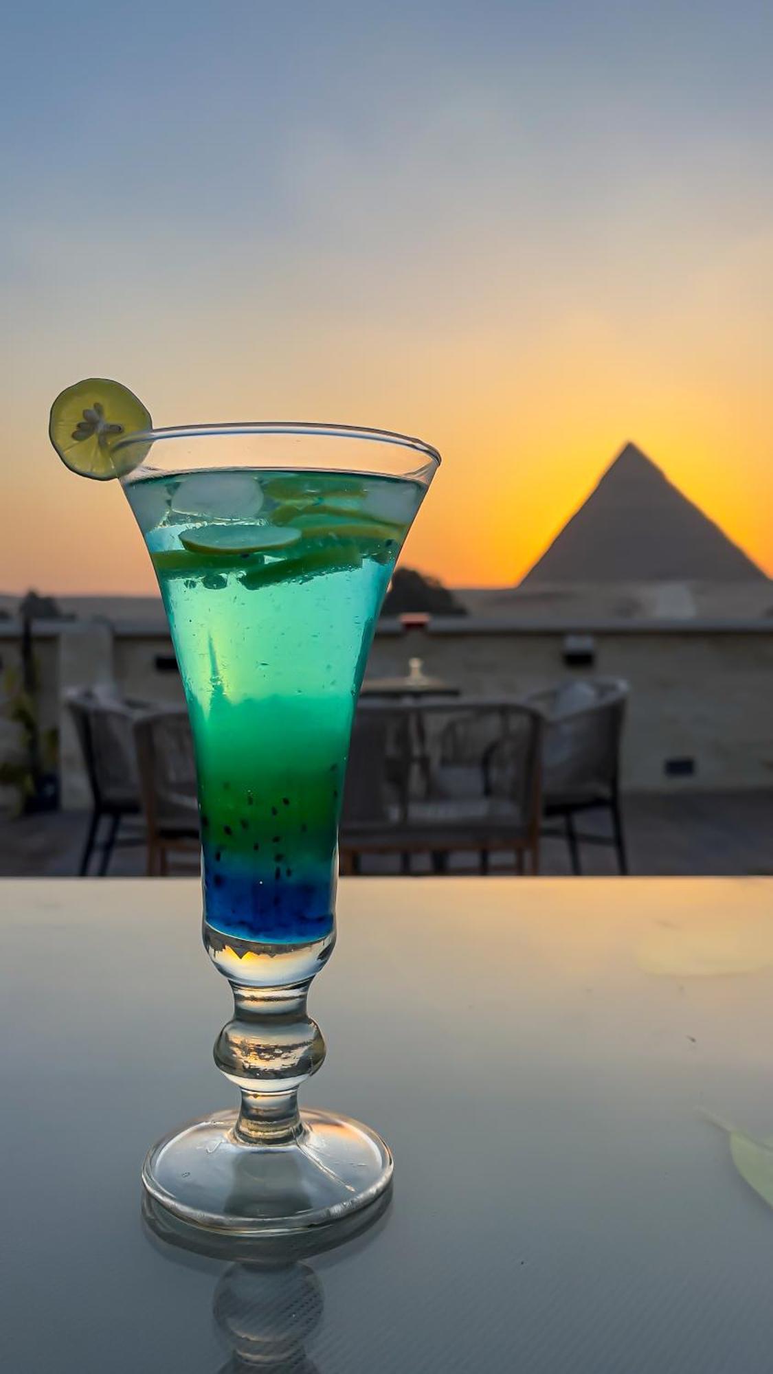 Pyramids Vista Inn Kafrat al Jabal Exterior photo